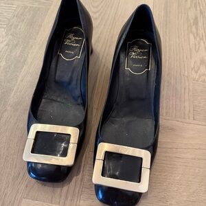 Roger Vivier Black Patent Leather Classic Formal Block Heels size 37